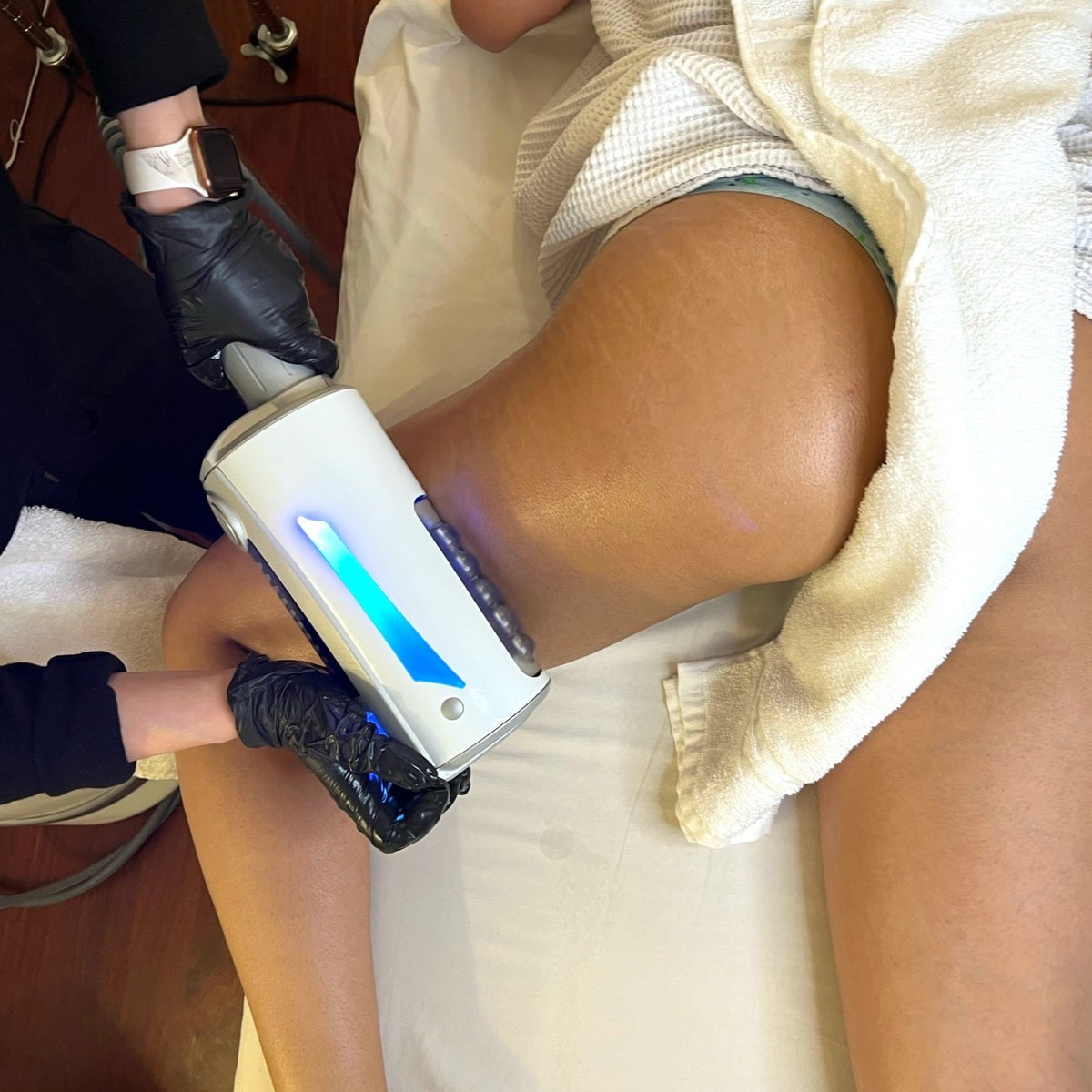 Cell Therapy  Session +Cryoskin Slimming Session